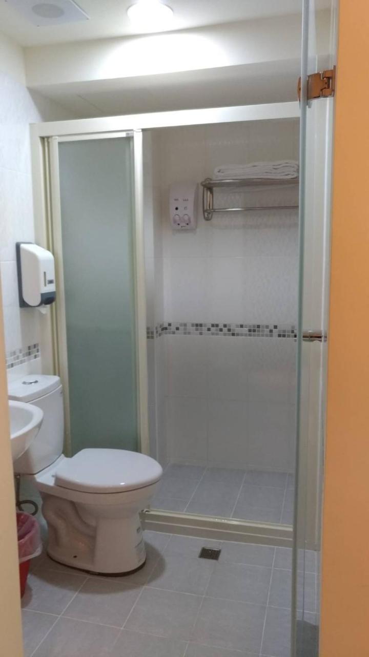 Galaxy Mini Inn Taipei Esterno foto